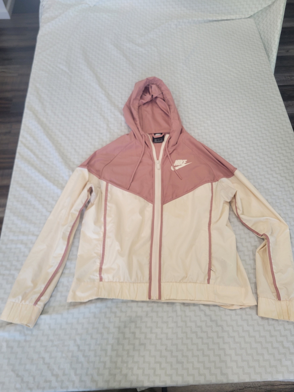 Nike Women's Pink and Cream Hooded Windbreaker Jacket